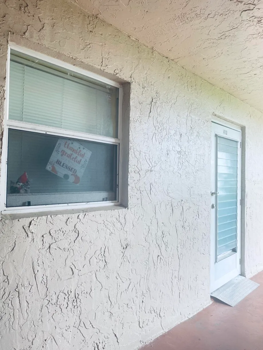 South Florida Real Estate | View 225 Bonnie Boulevard, 413 | 1 Bed, 1 Bath