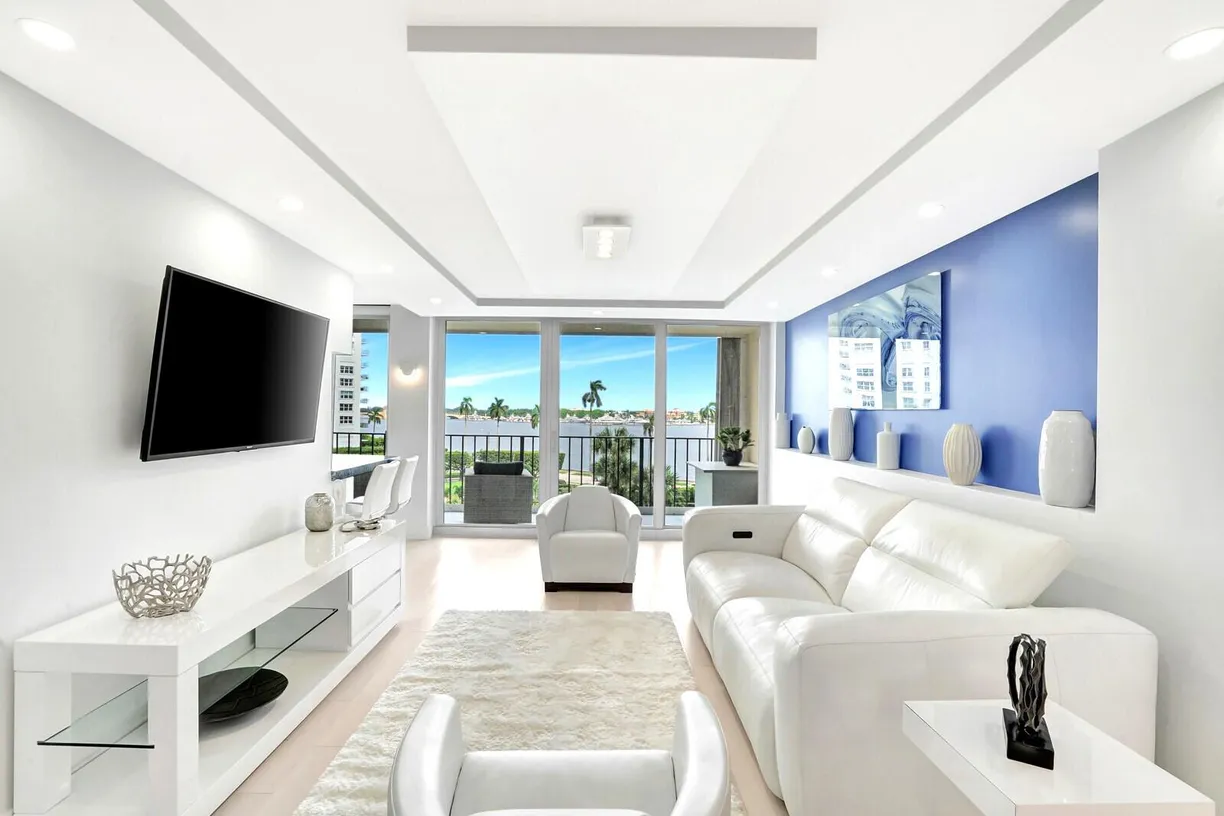 South Florida Real Estate | View 1801 S Flagler Drive, 508 | 1 Bed, 1 Bath