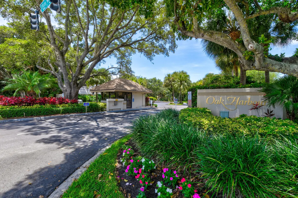 South Florida Real Estate | View 311 Oak Harbour Drive, 311 | Listing