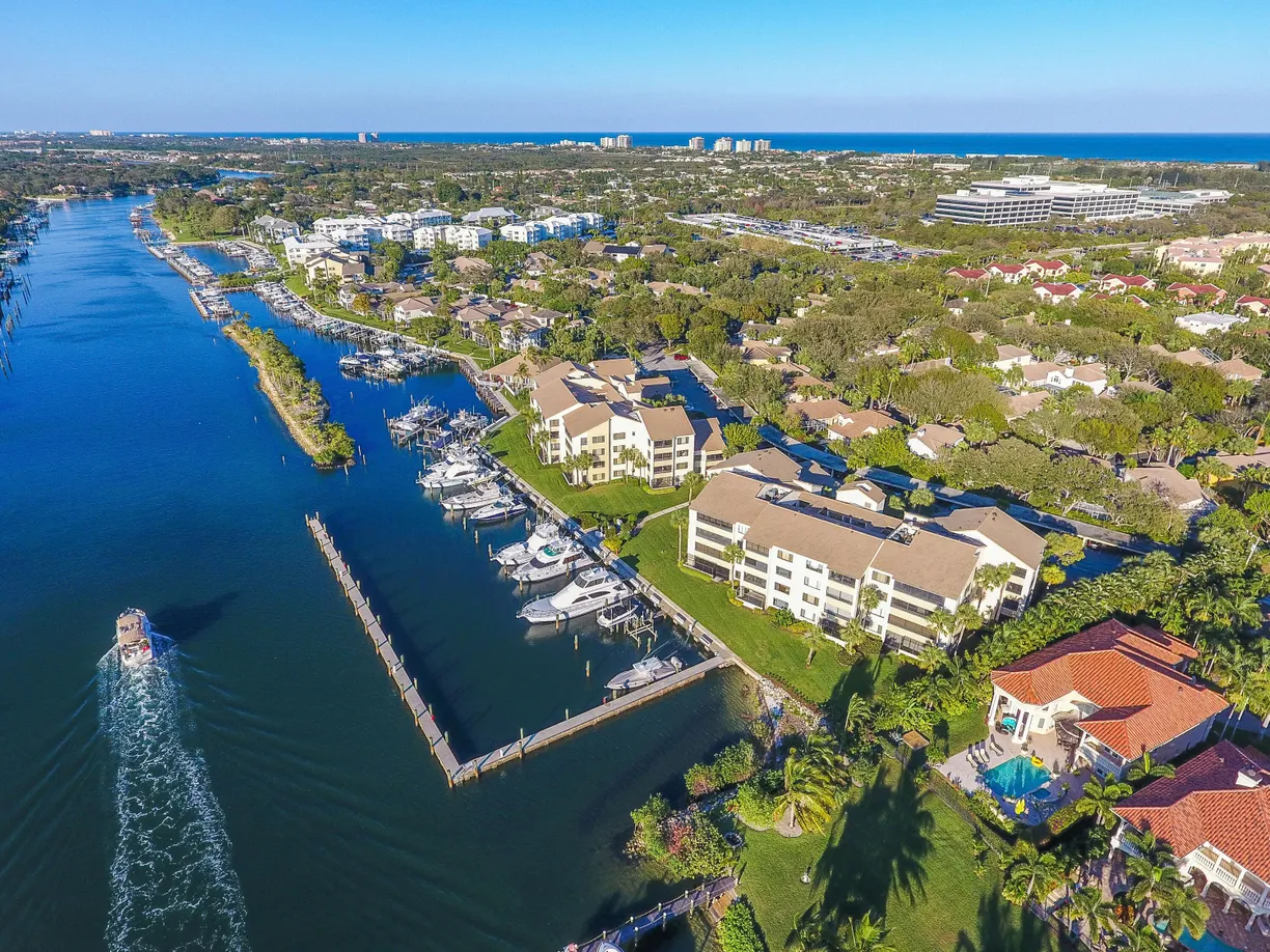 South Florida Real Estate | View 311 Oak Harbour Drive, 311 | 2 Beds, 2 Baths