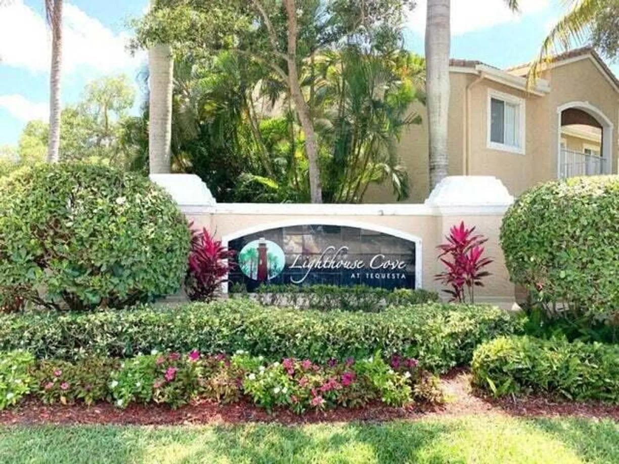 South Florida Real Estate | View 254 Village Boulevard, 4306 | 2 Beds, 2 Baths