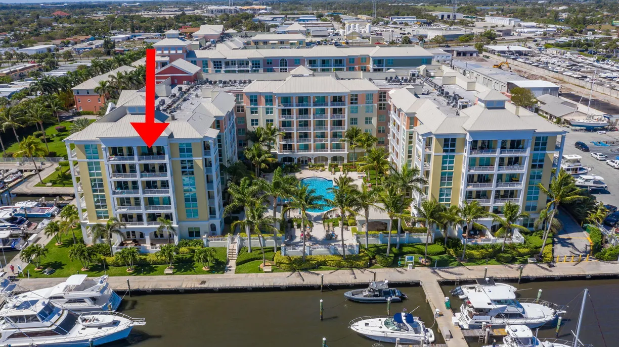 South Florida Real Estate | View 806 E Windward Way, 622 | 3 Beds, 2 Baths