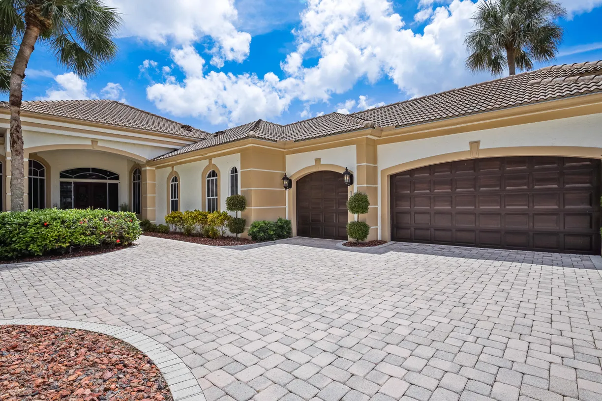 South Florida Real Estate | View 8385 Ironhorse Court | Listing
