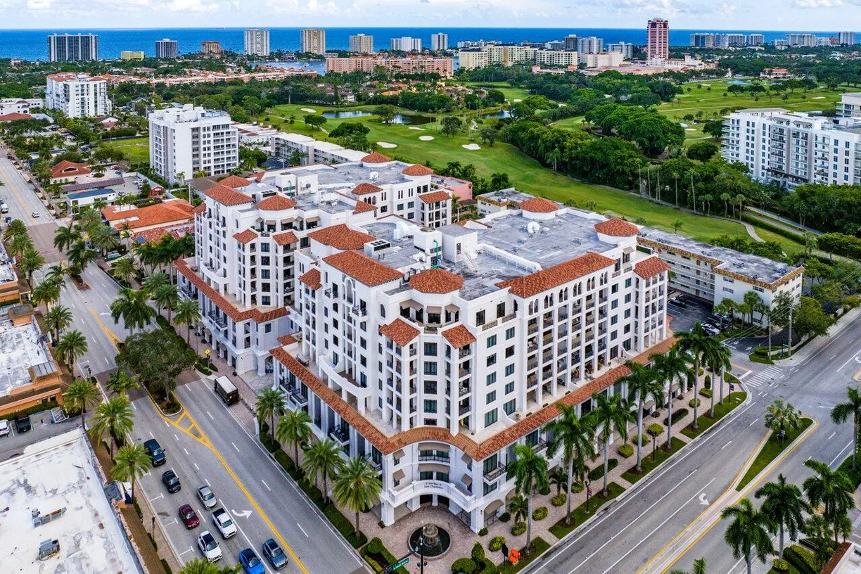 South Florida Real Estate | View 200 E Palmetto Park Road, 817 | 3 Beds, 4 Baths