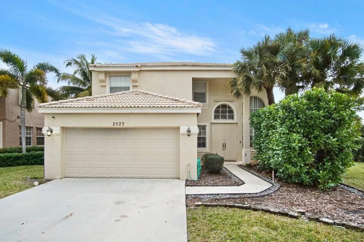 South Florida Real Estate | View 2523 Glendale Place | 5 Beds, 3 Baths
