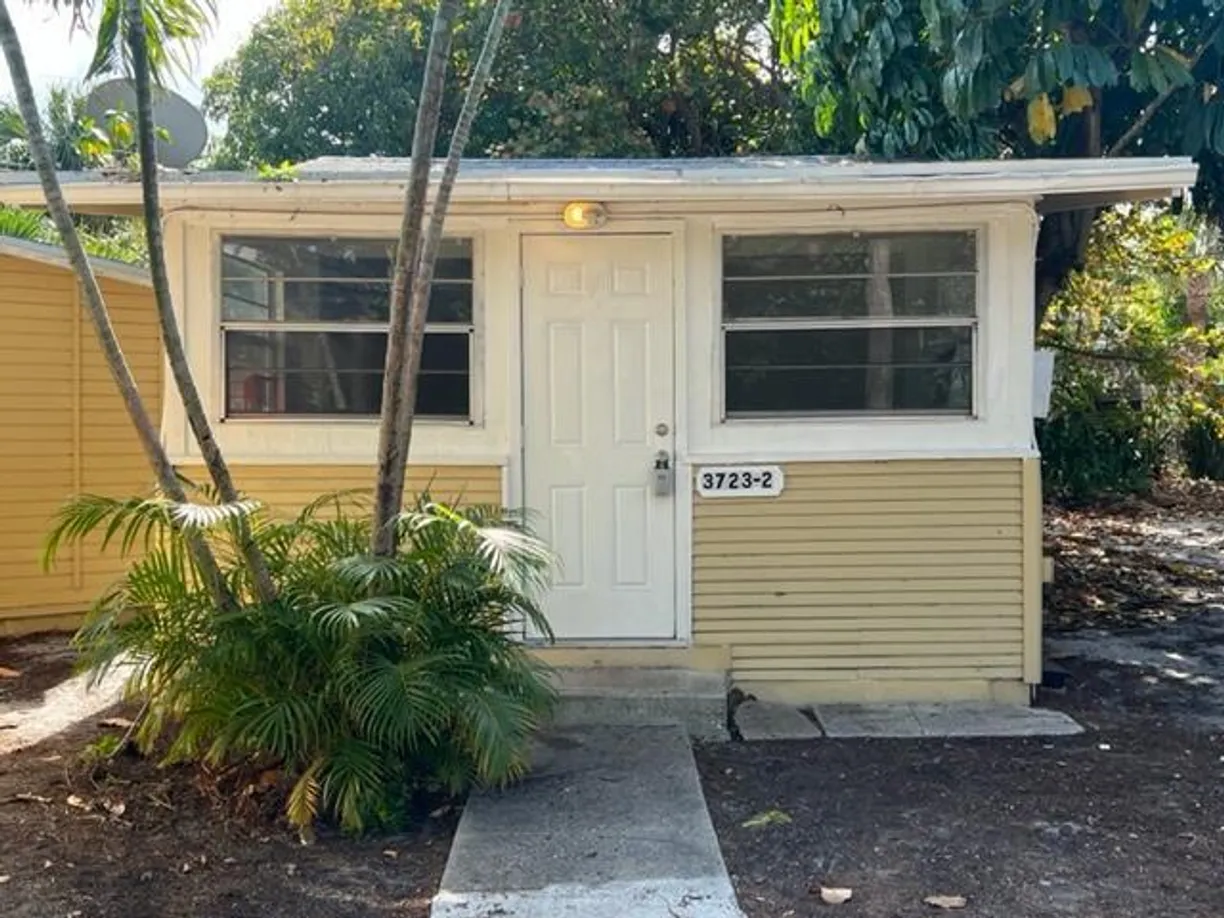 South Florida Real Estate | View 3723 Morton Avenue | Listing