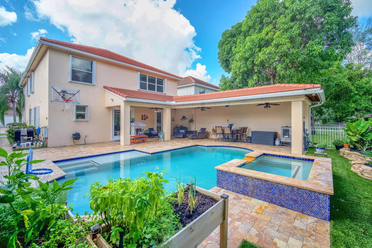 South Florida Real Estate | View 313 Mulberry Grove Road | Listing