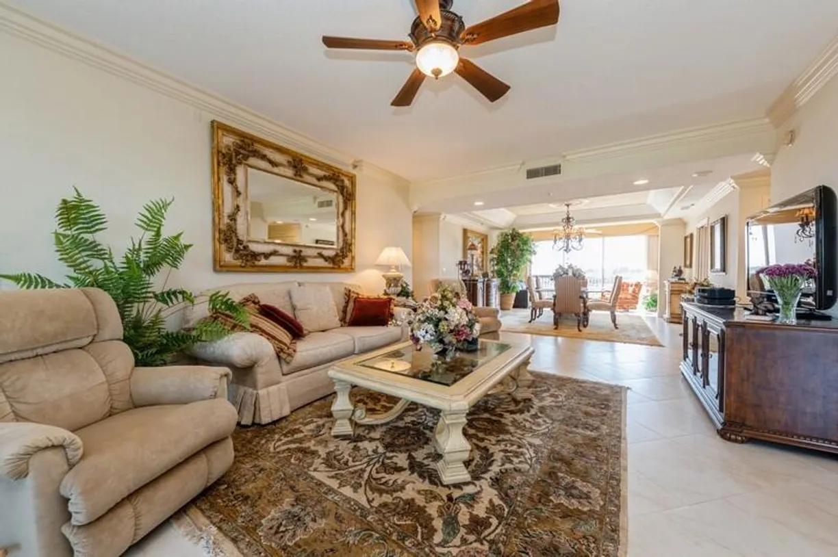 South Florida Real Estate | View 17031 Boca Club 085a Boulevard, 085a | Listing