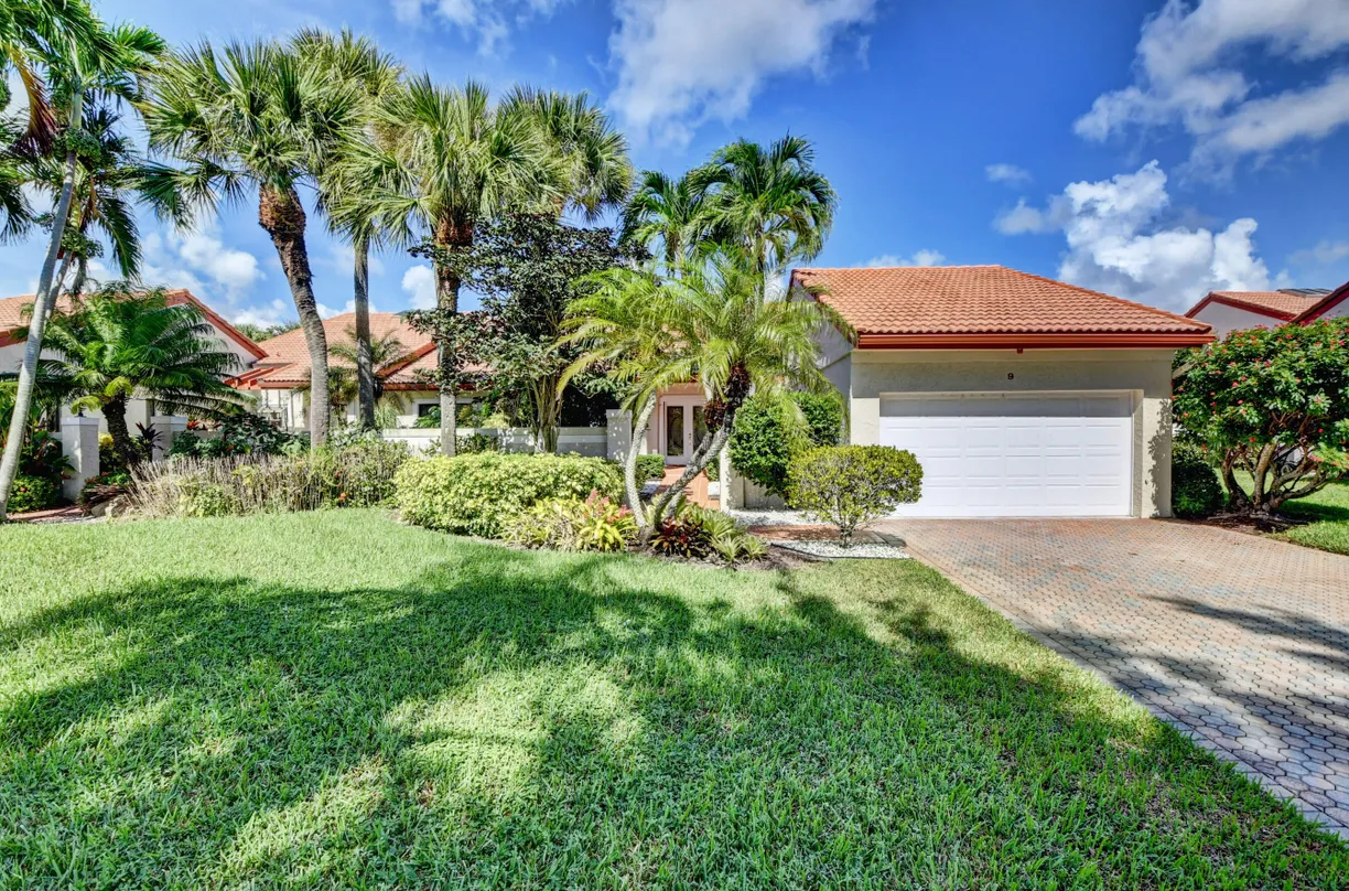 South Florida Real Estate | View 9 Windsor Lane | Listing