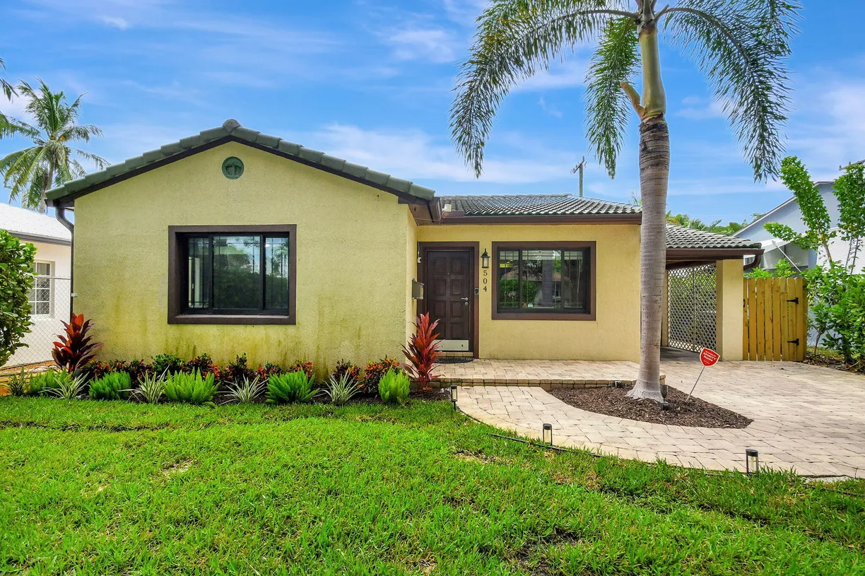 South Florida Real Estate | View 504 51st Street | Listing