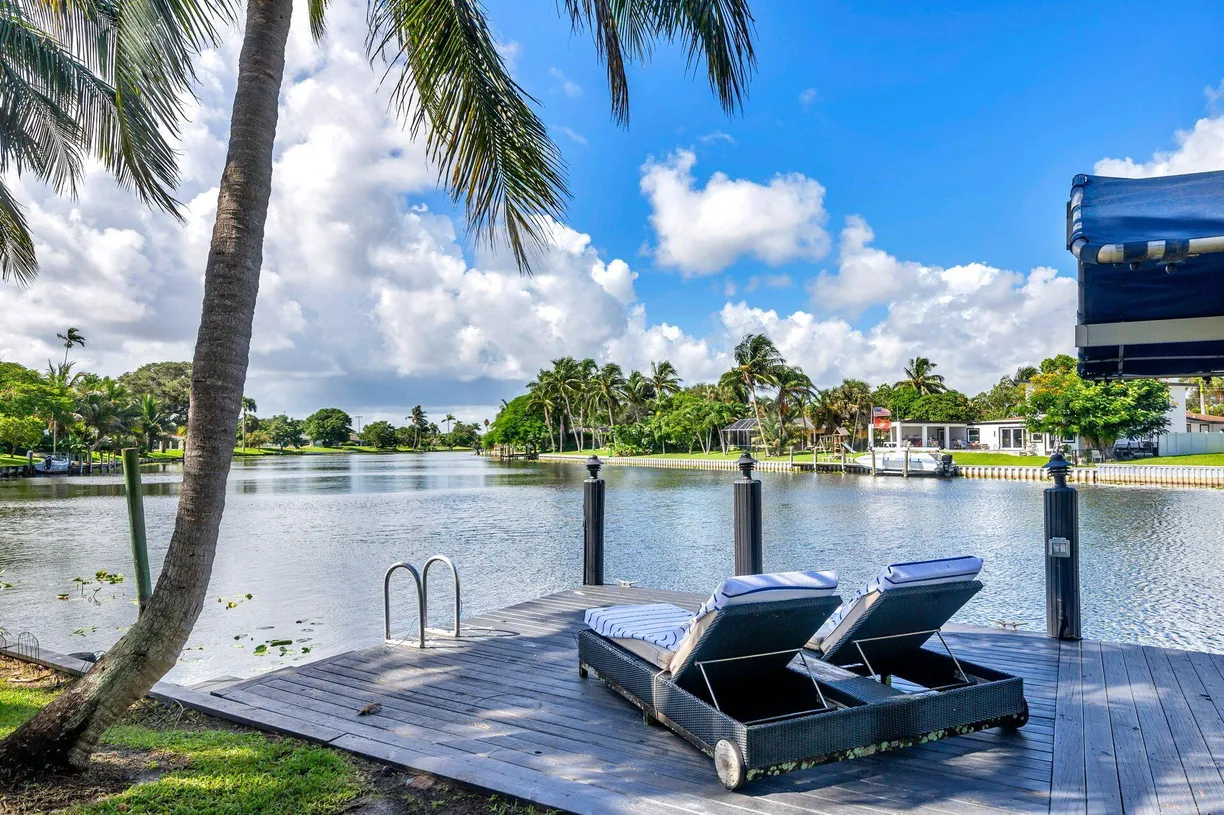 South Florida Real Estate | View 7813 Pine Tree Lane | Listing