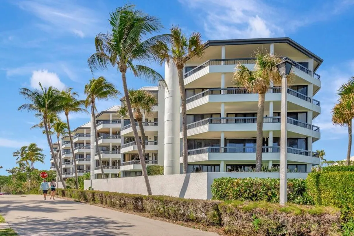 South Florida Real Estate | View 120 S Ocean Boulevard, 1-A | 2 Beds, 2 Baths
