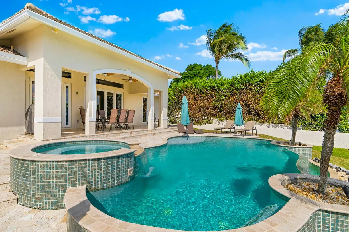 South Florida Real Estate | View 3219 Karen Drive | Listing