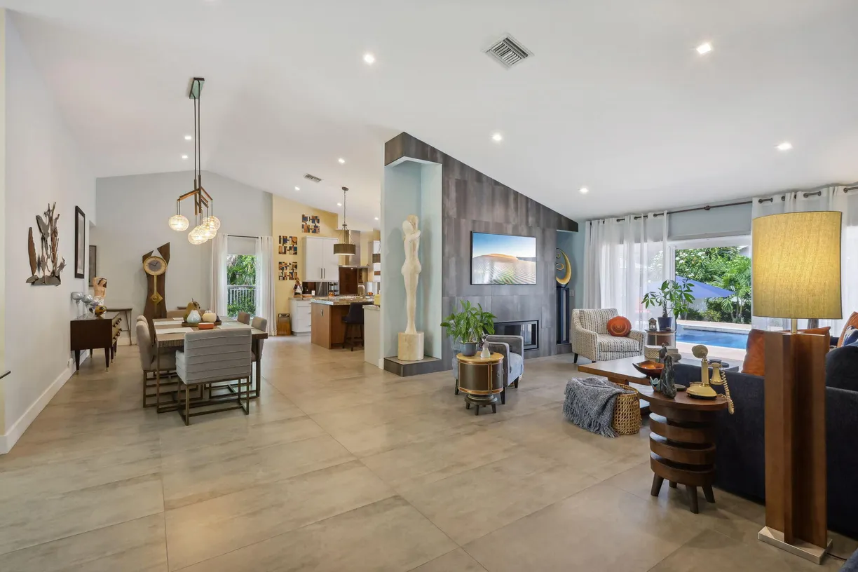 South Florida Real Estate | View 2951 San Remo Way | 3 Beds, 2 Baths