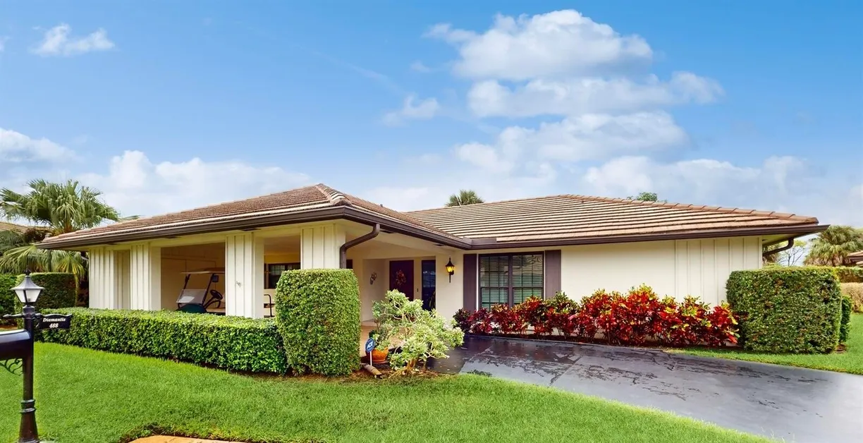 South Florida Real Estate | View 488 Forestview Drive | 3 Beds, 2 Baths