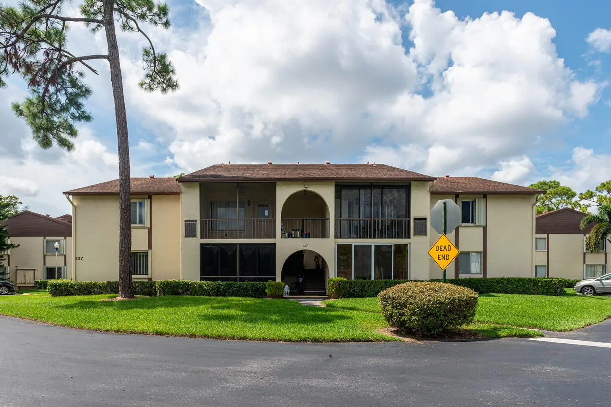 South Florida Real Estate | View 337 Knotty Pine Circle, D2 | Listing