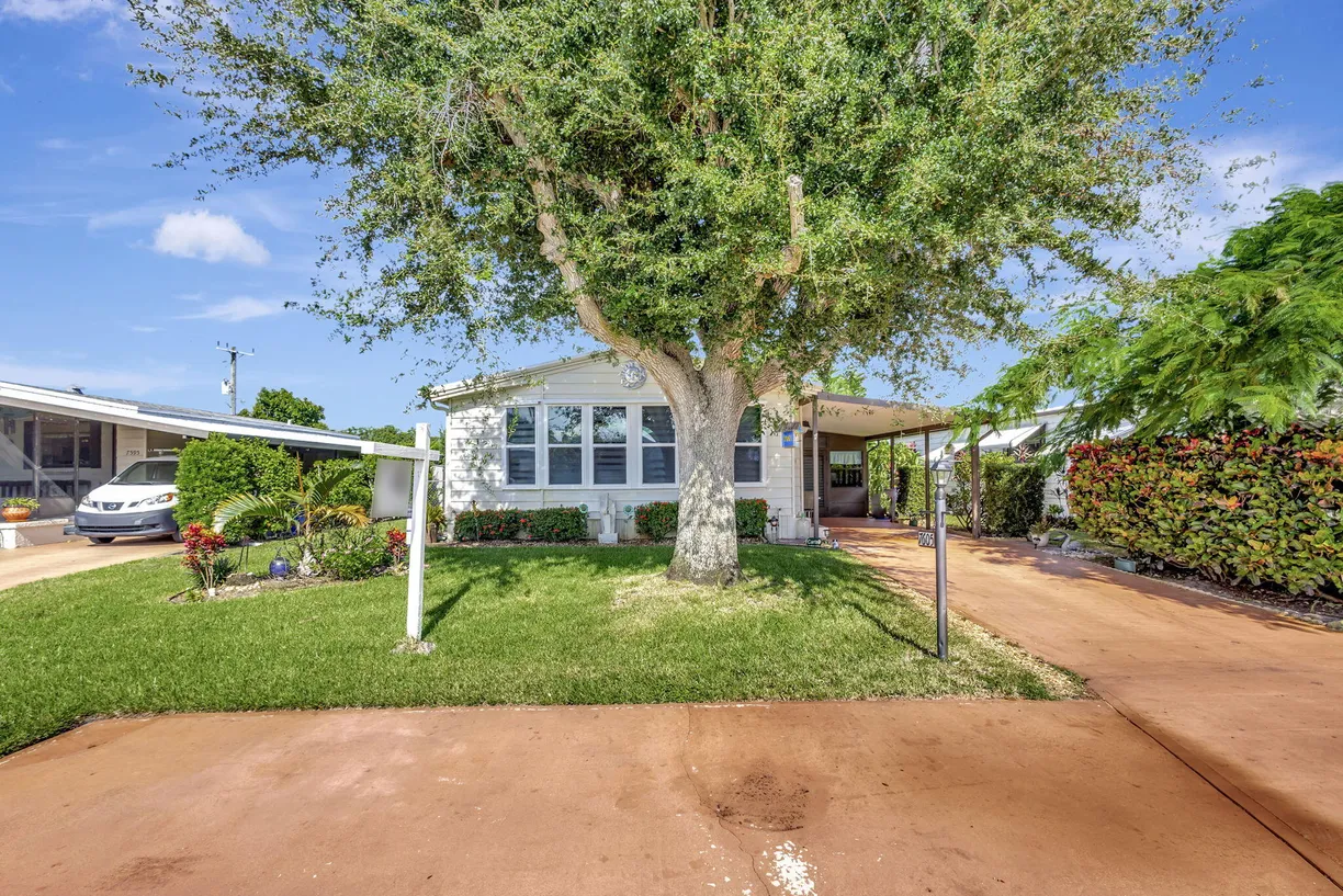 South Florida Real Estate | View 7605 SE Independence Avenue | Listing