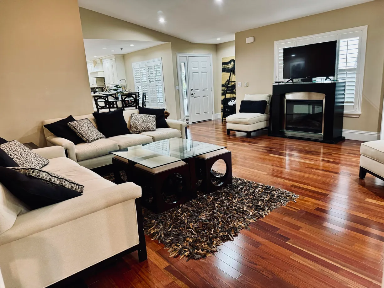 South Florida Real Estate | View 7677 Glendevon Lane, 1705 | 2 Beds, 2 Baths