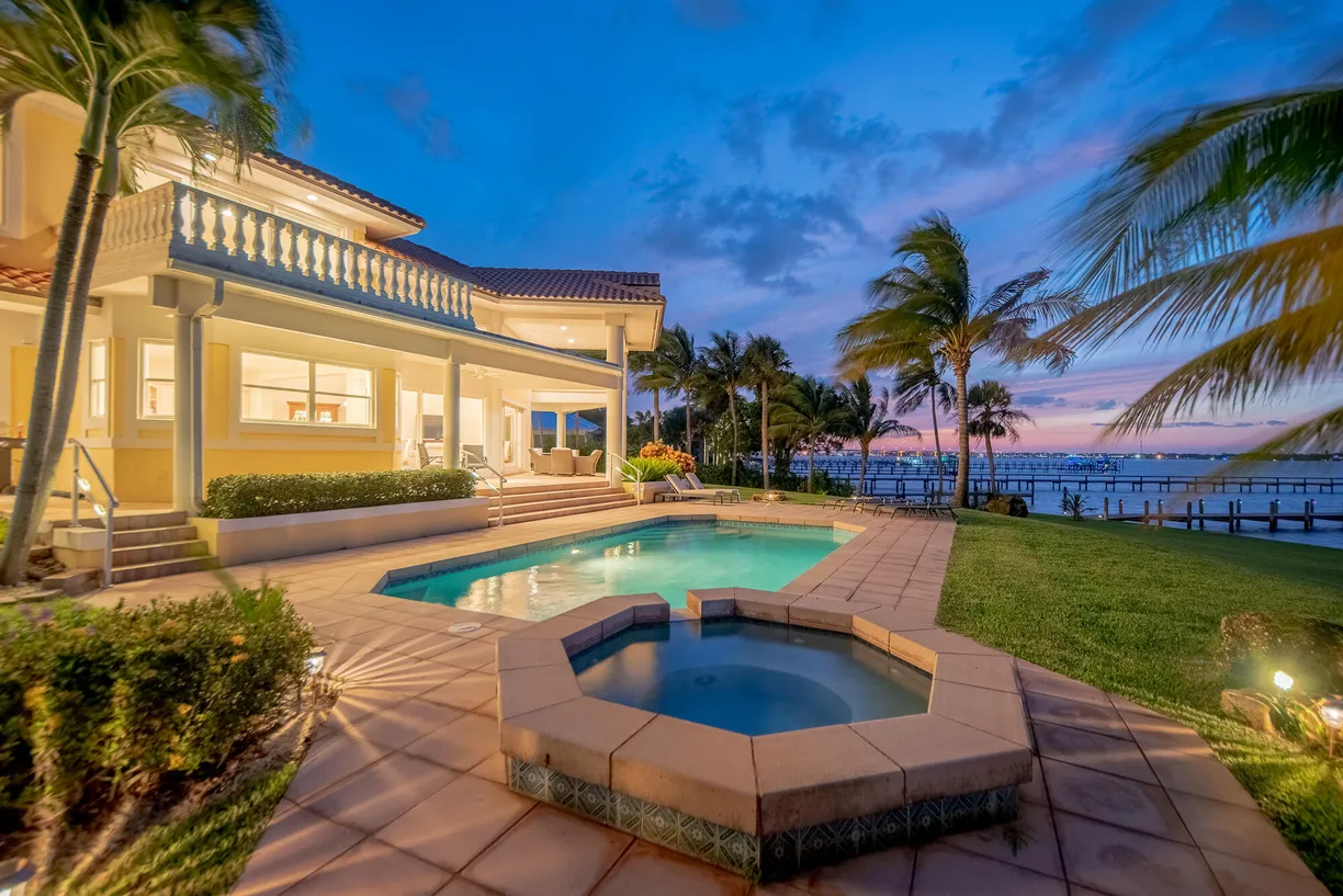South Florida Real Estate | View 901 SE Riverside Drive | 4 Beds, 4 Baths