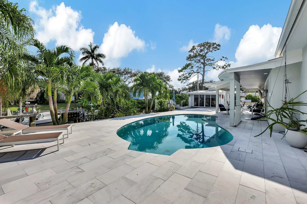 South Florida Real Estate | View 3902 SE Coquina Drive | Listing