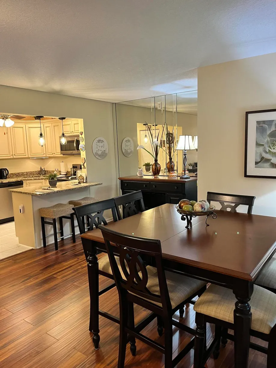 South Florida Real Estate | View 336 Knotty Pine C2 Circle, C-2 | Listing