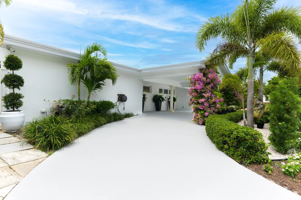 South Florida Real Estate | View 246 Elwa Place | Listing