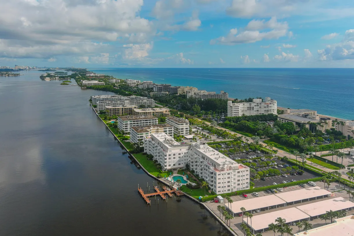 South Florida Real Estate | View 2840 S Ocean Boulevard, 2060 | 2 Beds, 2 Baths