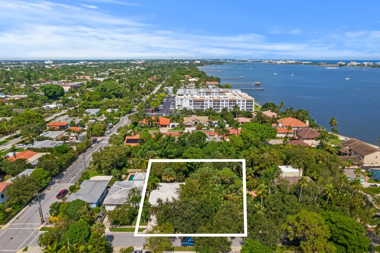 South Florida Real Estate | View 4 17th Avenue | Listing
