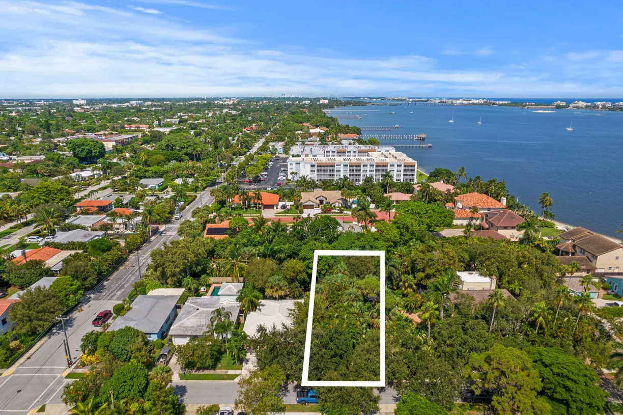 South Florida Real Estate | View 4 17th Avenue | Listing