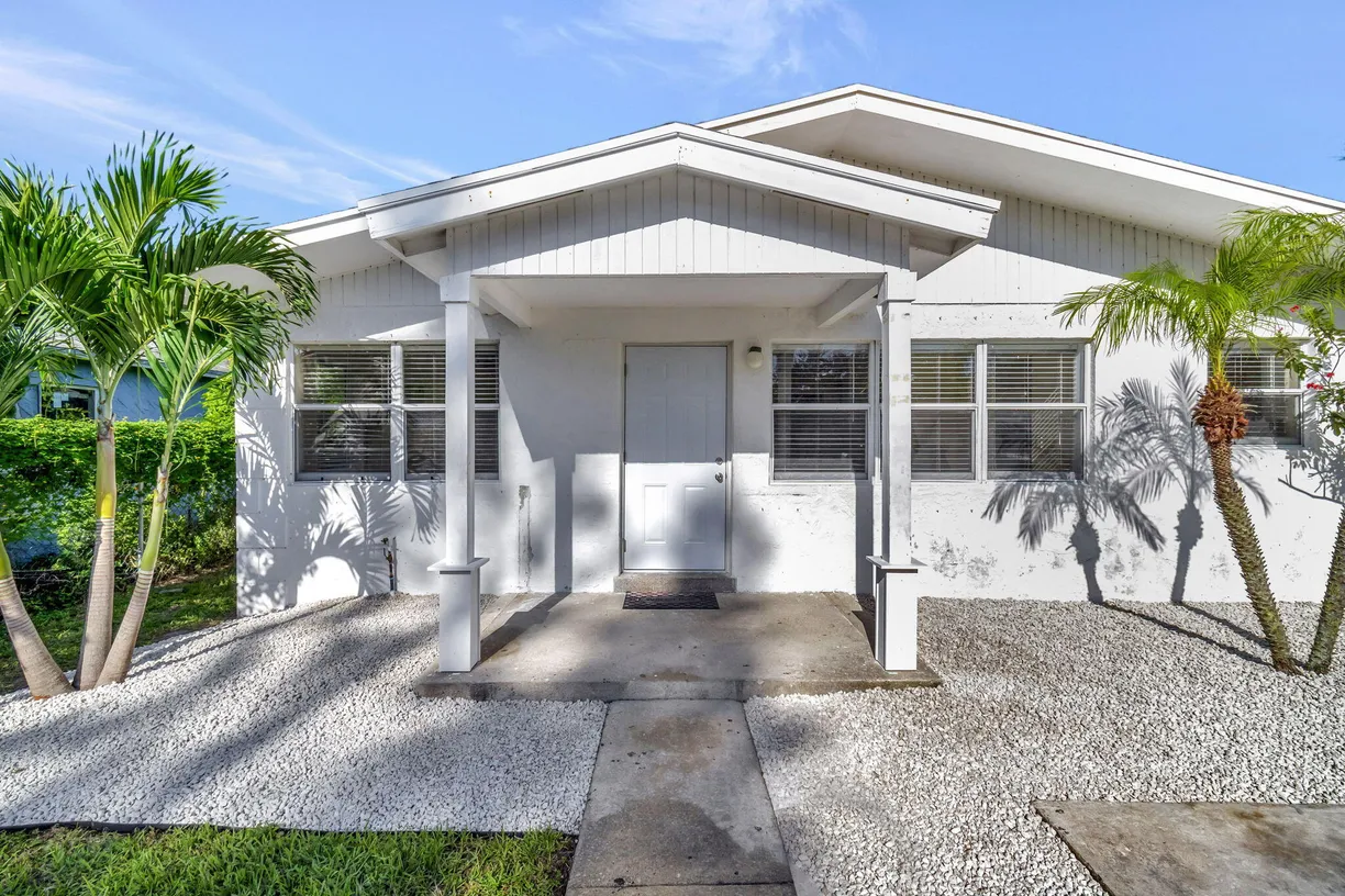 South Florida Real Estate | View 214 NW 7th Avenue | 3 Beds, 1 Bath