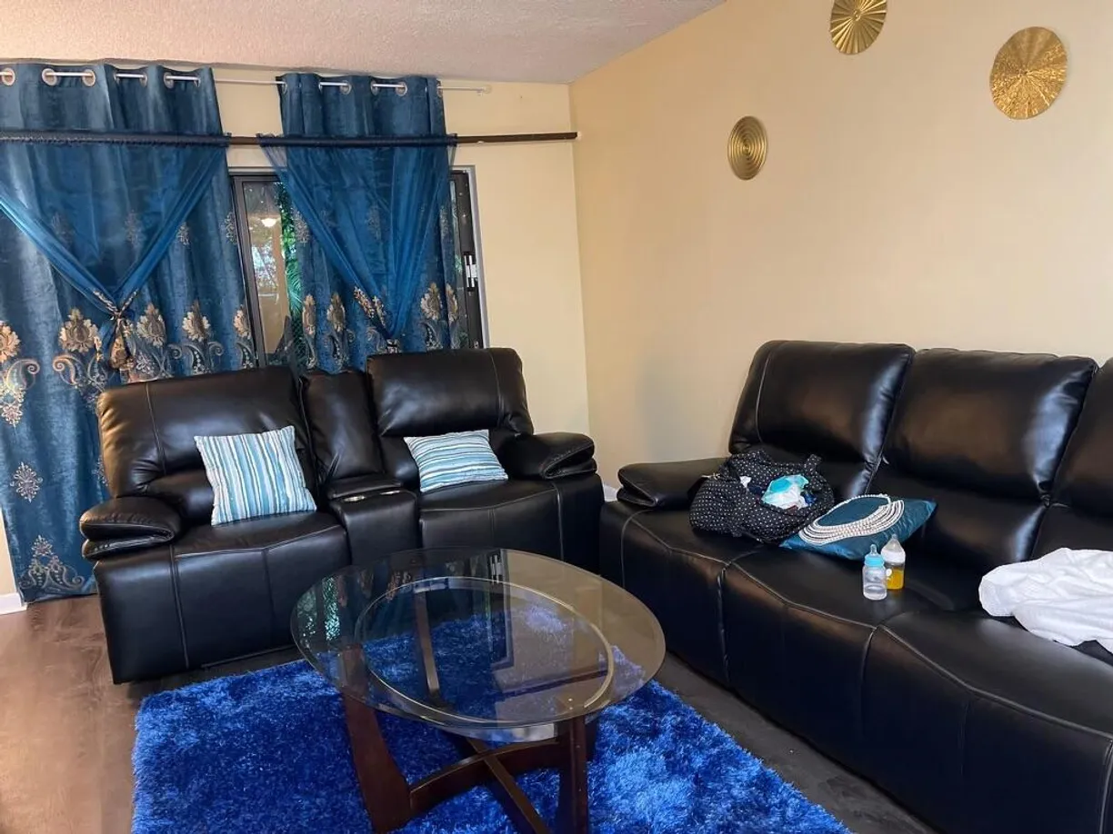 South Florida Real Estate | View 1900 N Congress Avenue, 105 | 2 Beds, 1 Bath