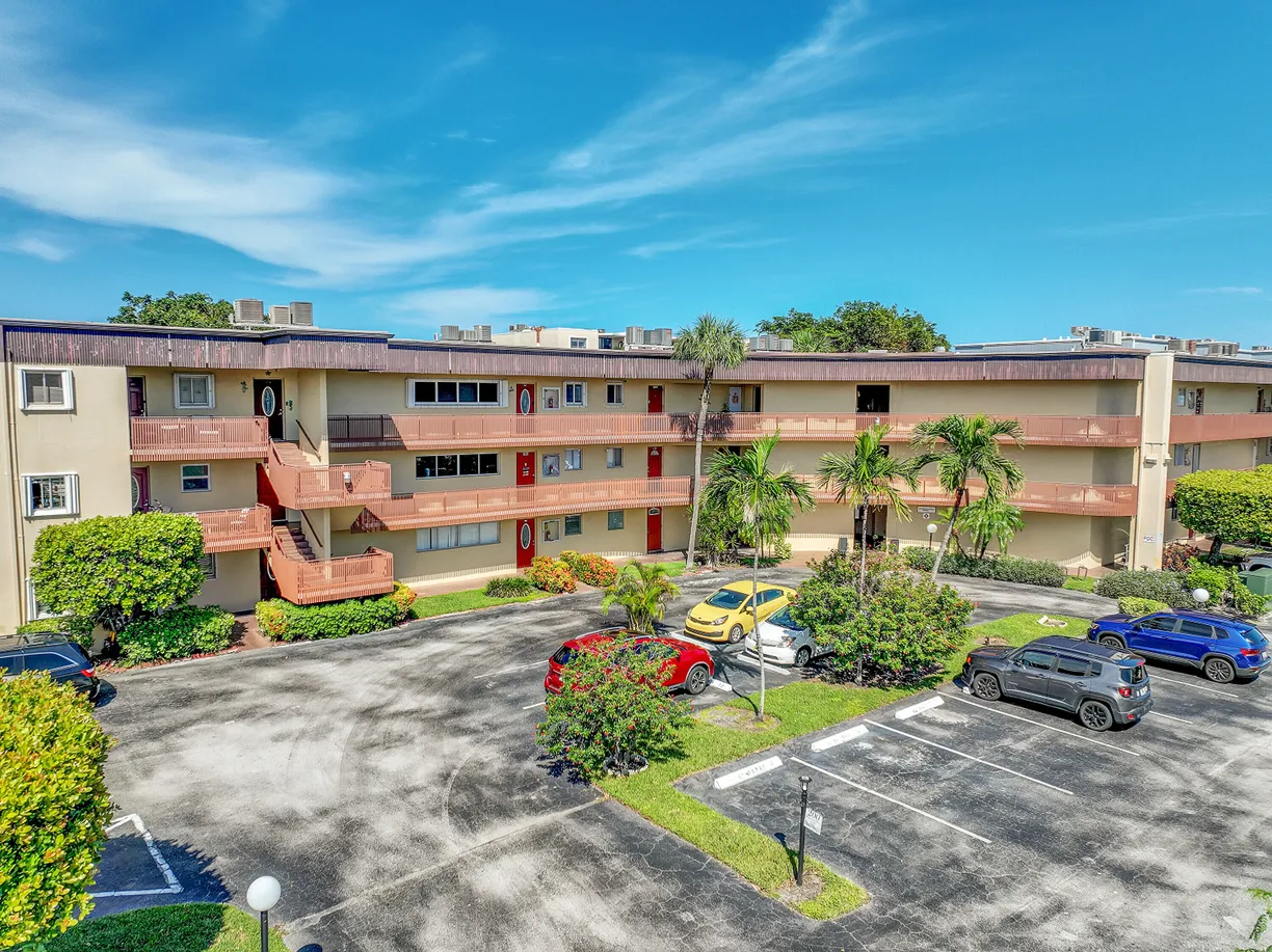 South Florida Real Estate | View 200 Waterway Drive, 105 | Listing