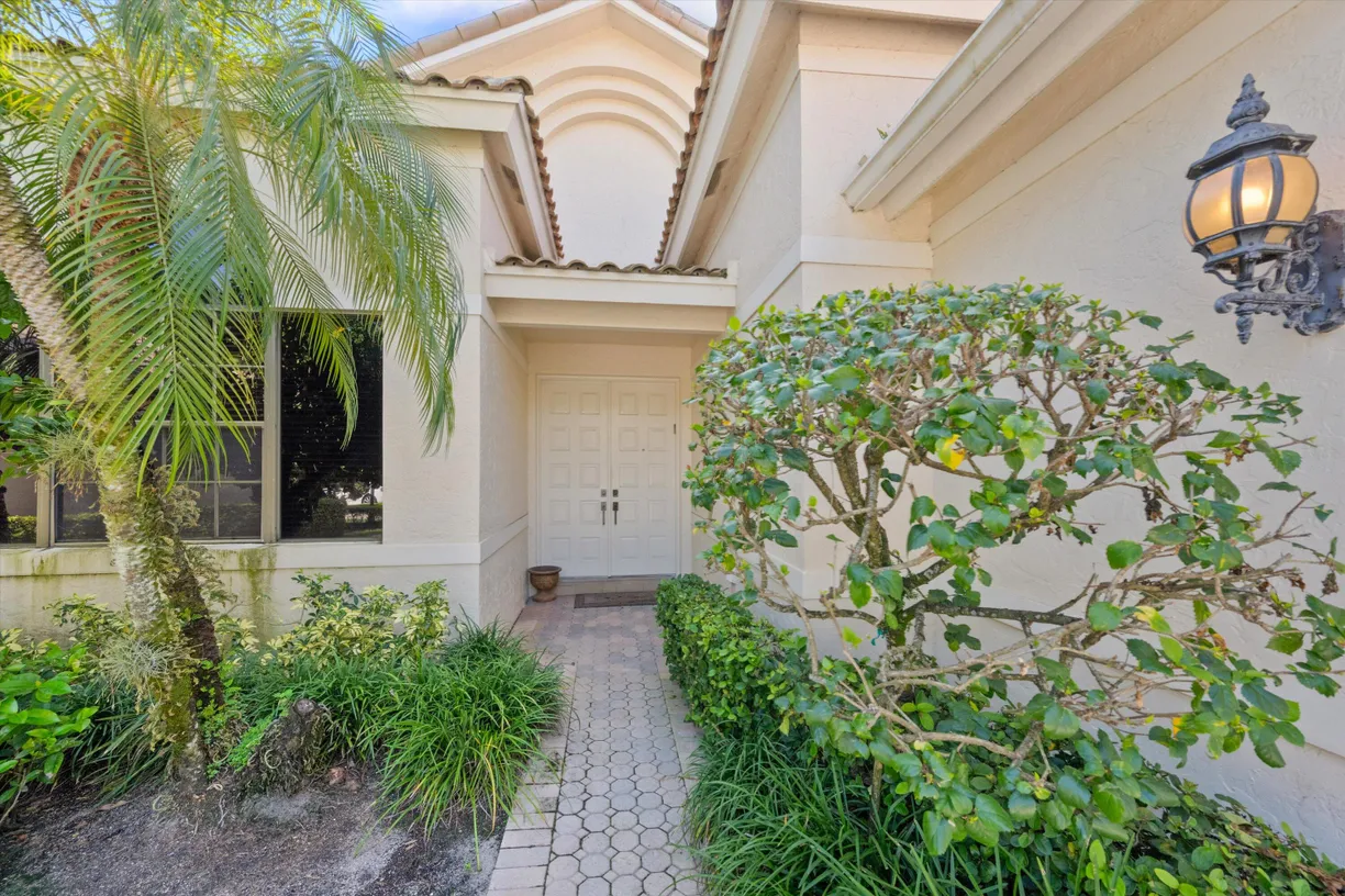 South Florida Real Estate | View 10150 Dover Carriage Lane | Listing