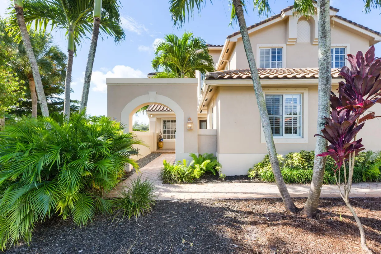 South Florida Real Estate | View 11788 Knightsbridge Place | Listing