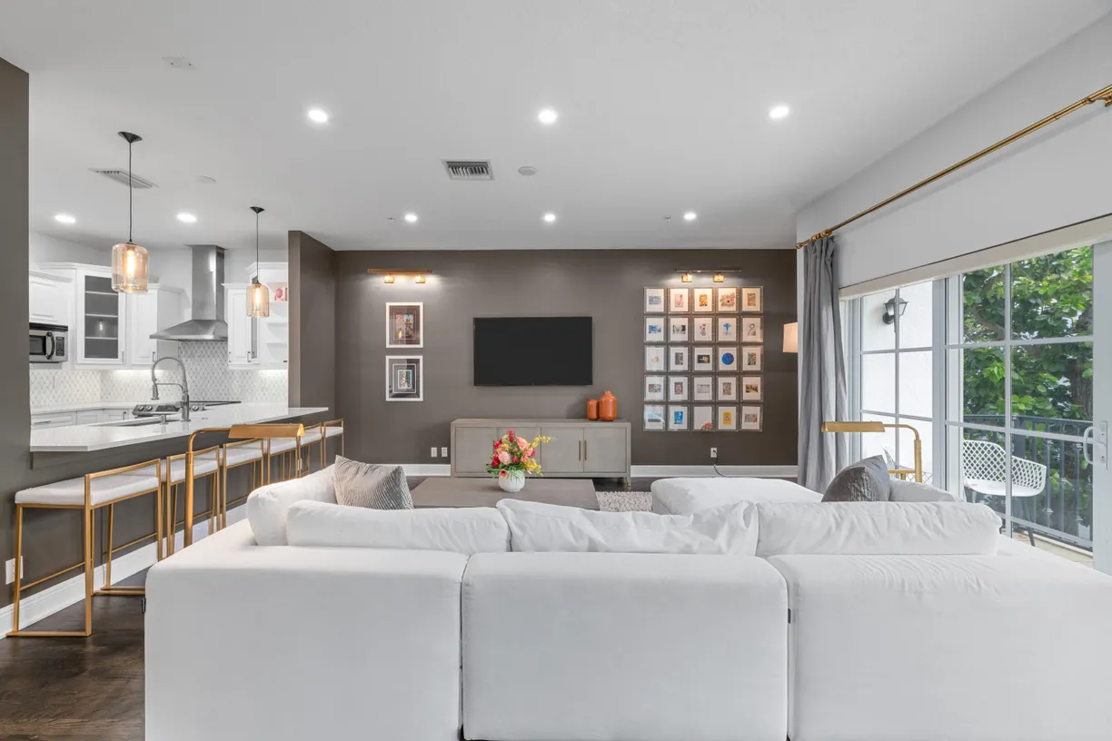 South Florida Real Estate | View 1950 Presidential Way, 11 | 3 Beds, 3 Baths