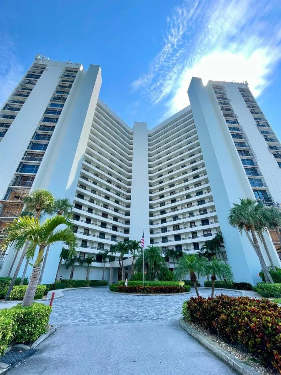 South Florida Real Estate | View 9650 S Ocean Drive, 2009 | Listing