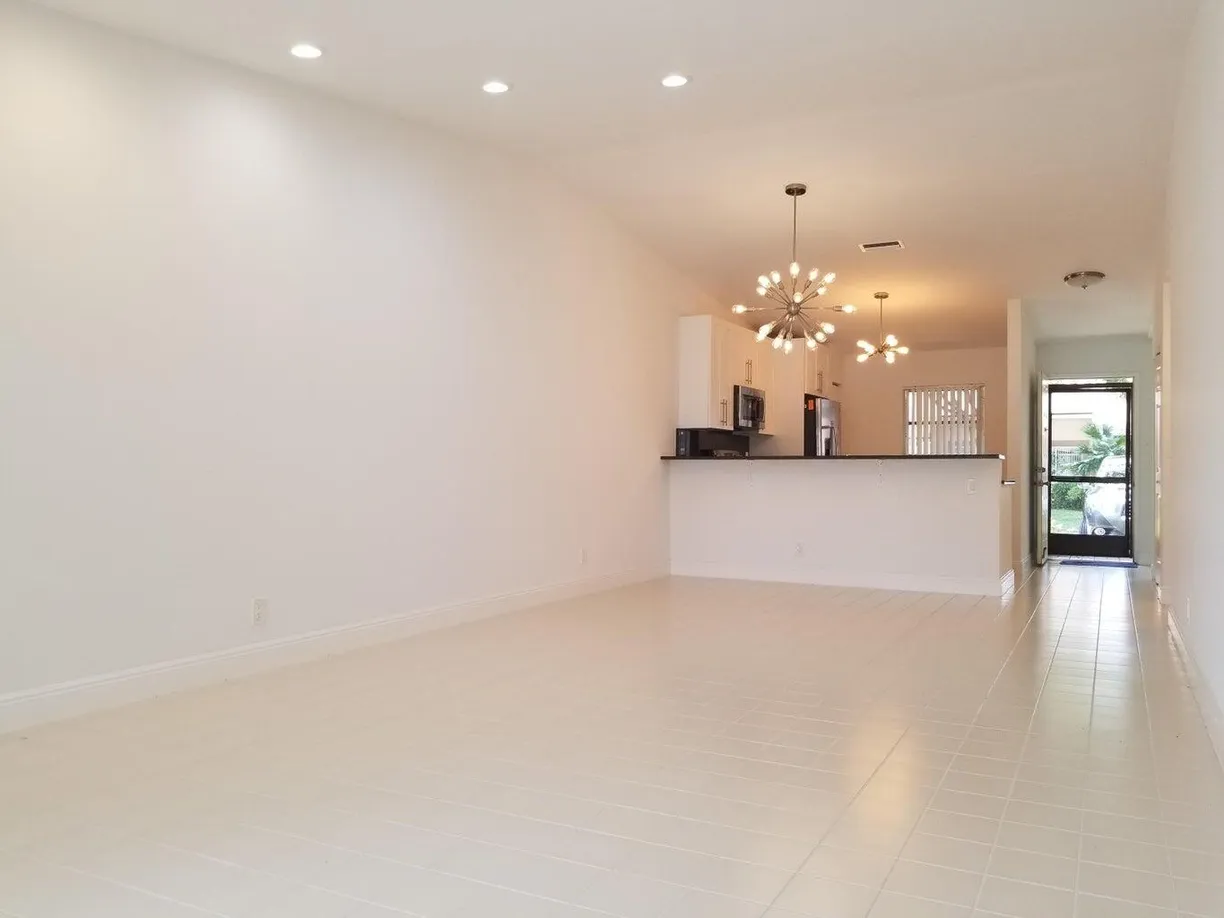 South Florida Real Estate | View 8637 Sunbird Place | Listing