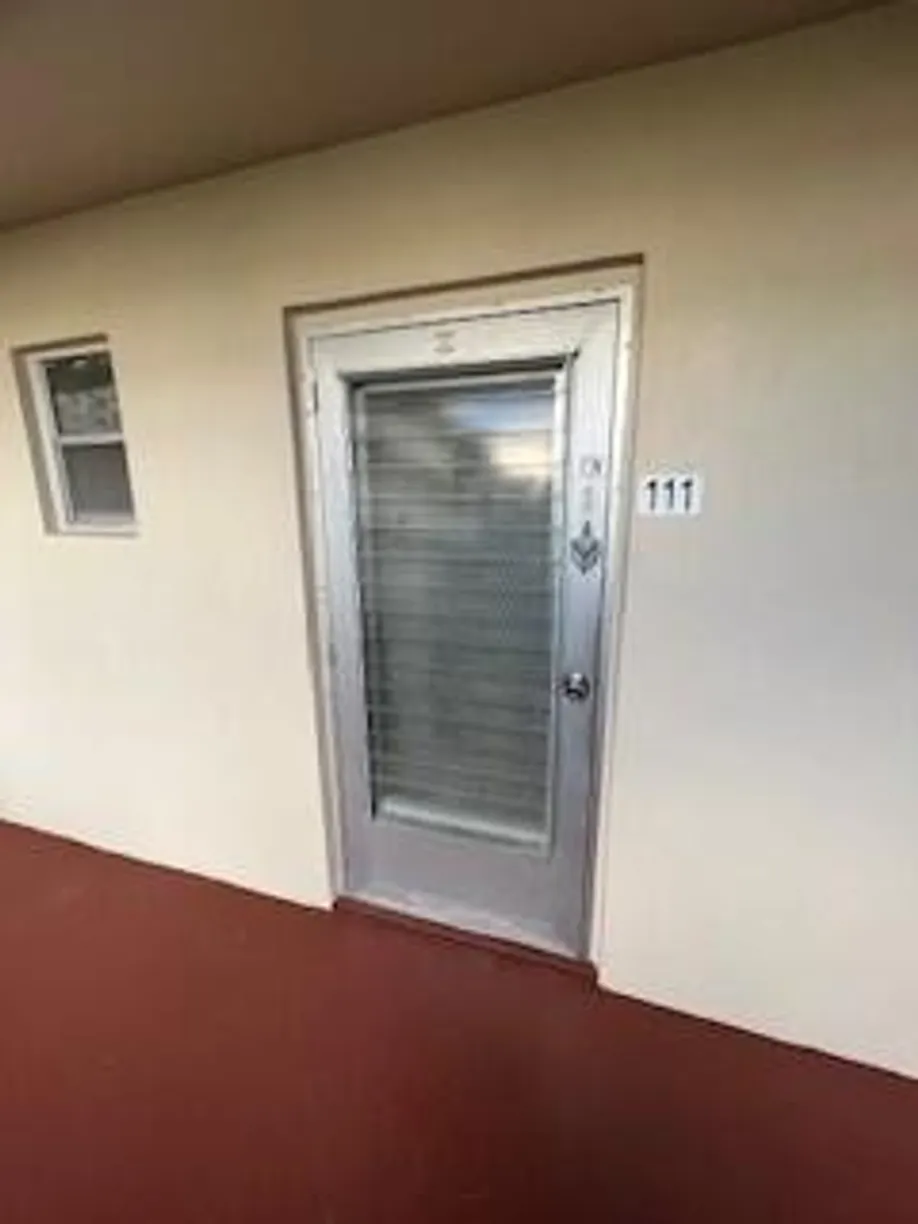 South Florida Real Estate | View 2812 S Garden Drive, 111 | 2 Beds, 2 Baths