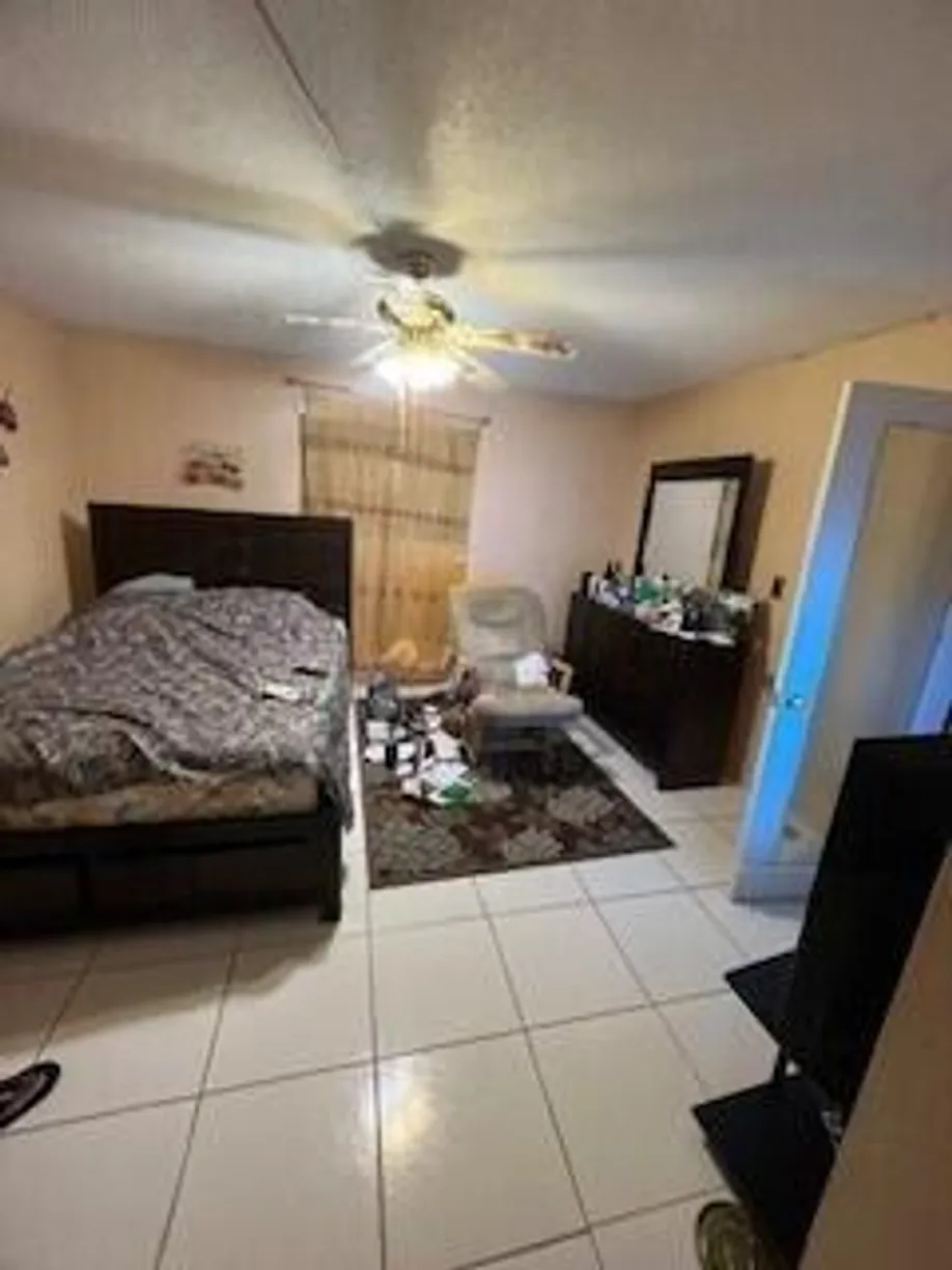 South Florida Real Estate | View 2812 S Garden Drive, 111 | Listing