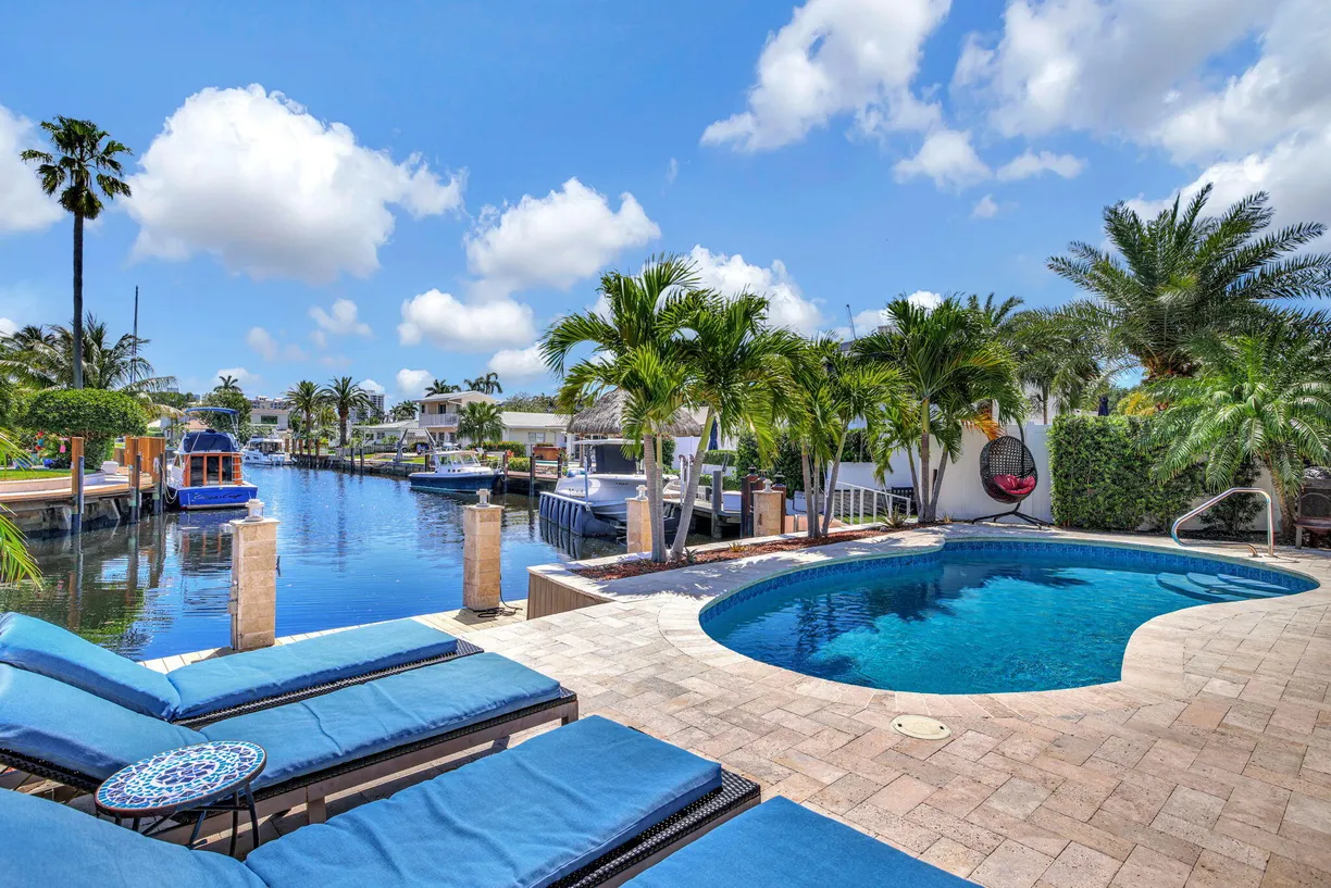 South Florida Real Estate | View 1004 NE 26th Avenue | Listing