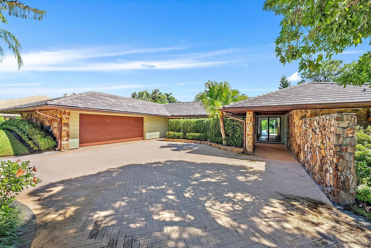 South Florida Real Estate | View 17307 SE Galway Court | Listing