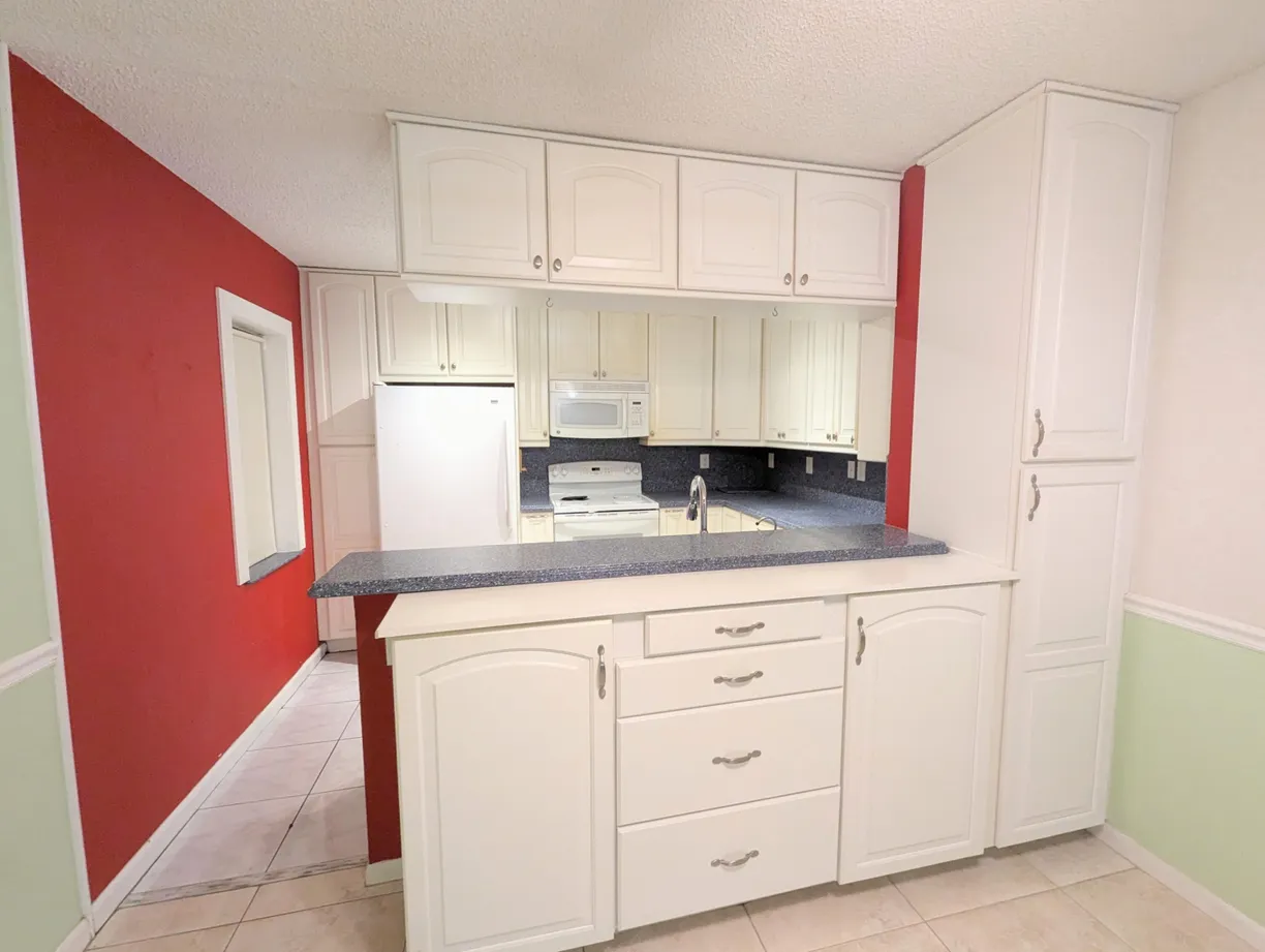 South Florida Real Estate | View 1914 Palmland Drive, B | Listing