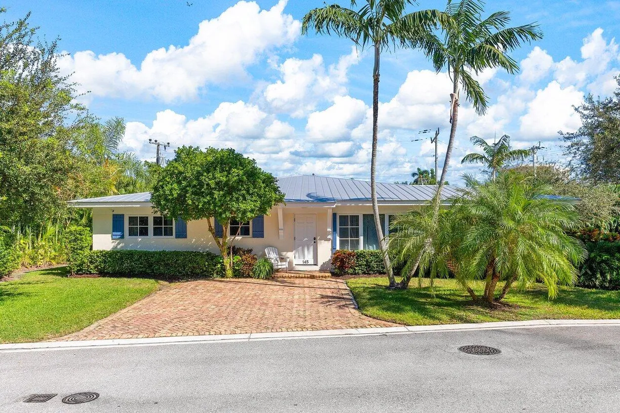 South Florida Real Estate | View 145 Macfarlane Drive | 2 Beds, 2 Baths