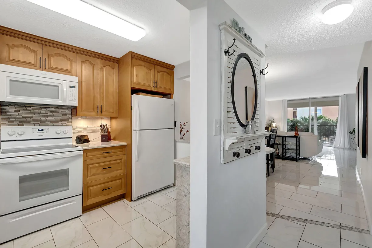South Florida Real Estate | View 720 E Ocean Avenue, 303 | 2 Beds, 2 Baths