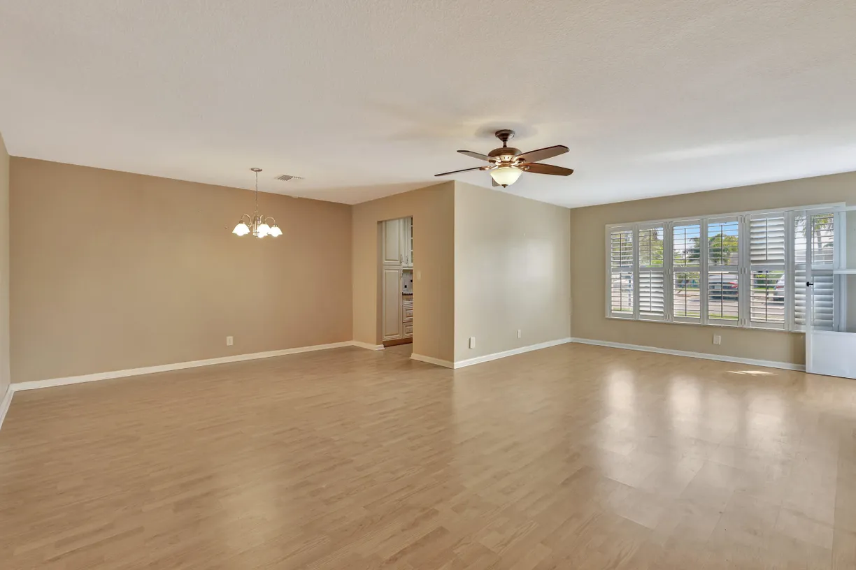 South Florida Real Estate | View 515 High Point Drive, B | Listing