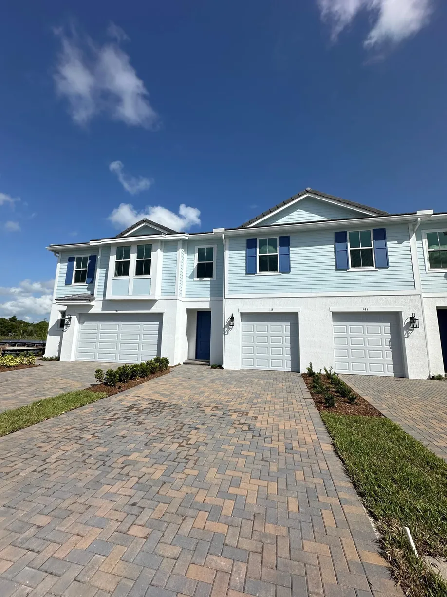 South Florida Real Estate | View 114 SE Birch Terrace, 1473 | 3 Beds, 2 Baths