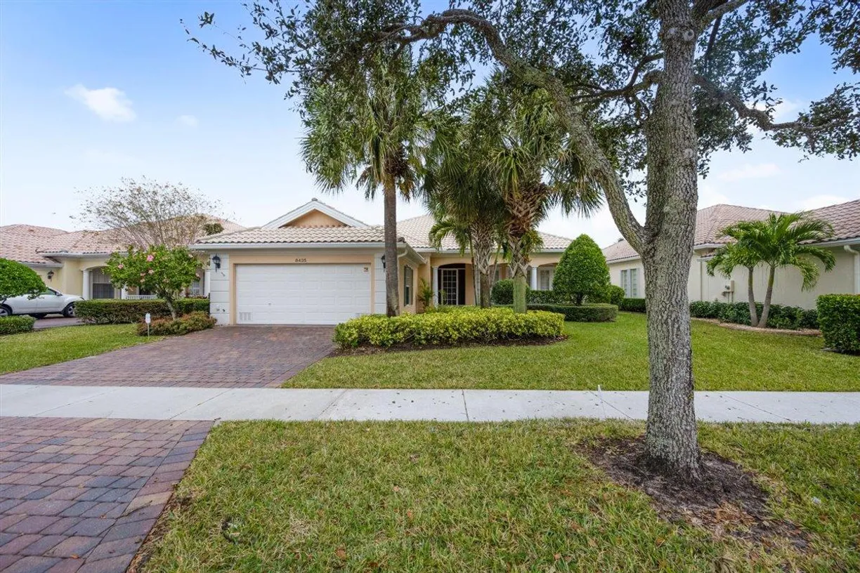 South Florida Real Estate | View 8435 Yorke Road | 4 Beds, 4 Baths
