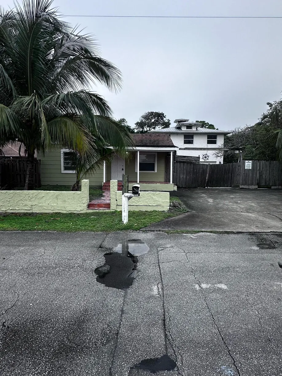 South Florida Real Estate | View 130 NE 4th Avenue | 3 Beds, 1 Bath