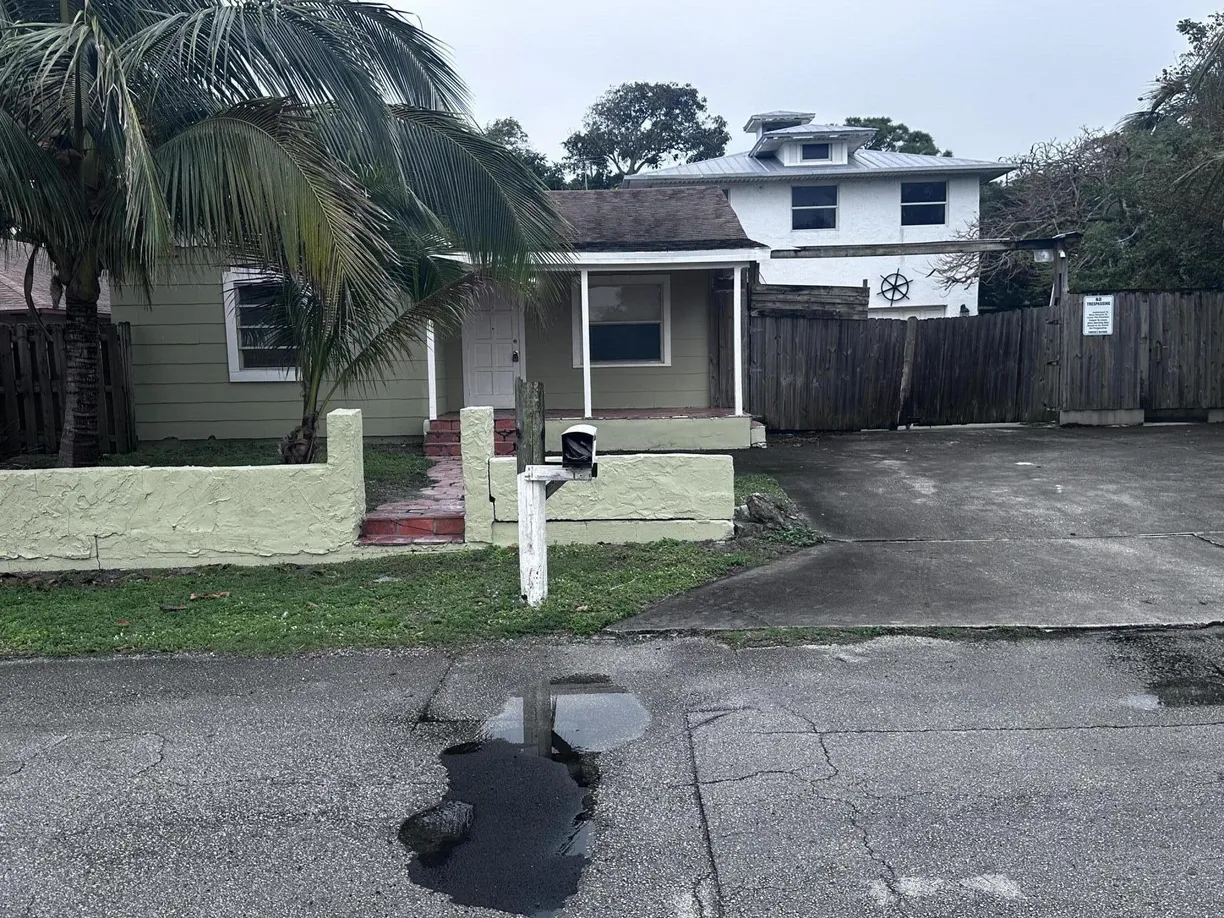 South Florida Real Estate | View 130 NE 4th Avenue | Listing