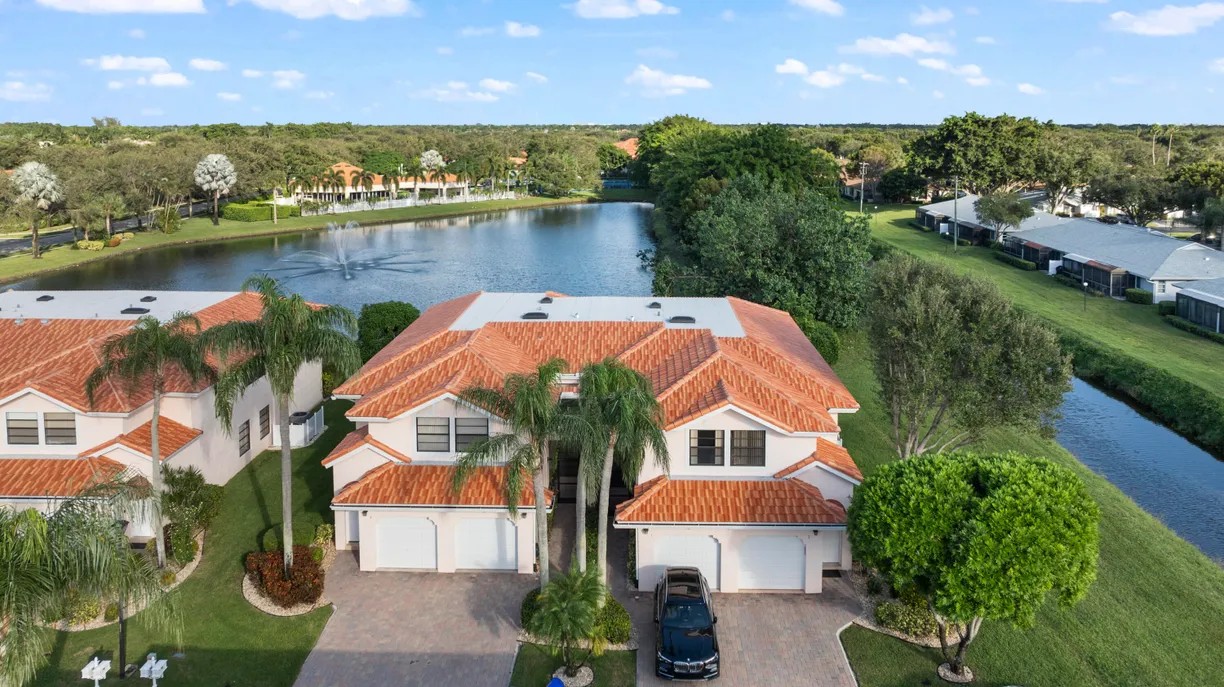 South Florida Real Estate | View 8640 Via Reale, 73u / 2 | 3 Beds, 2 Baths